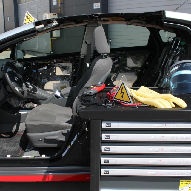 Automotive educational equipment for first responders technical trainers AutoEDU 